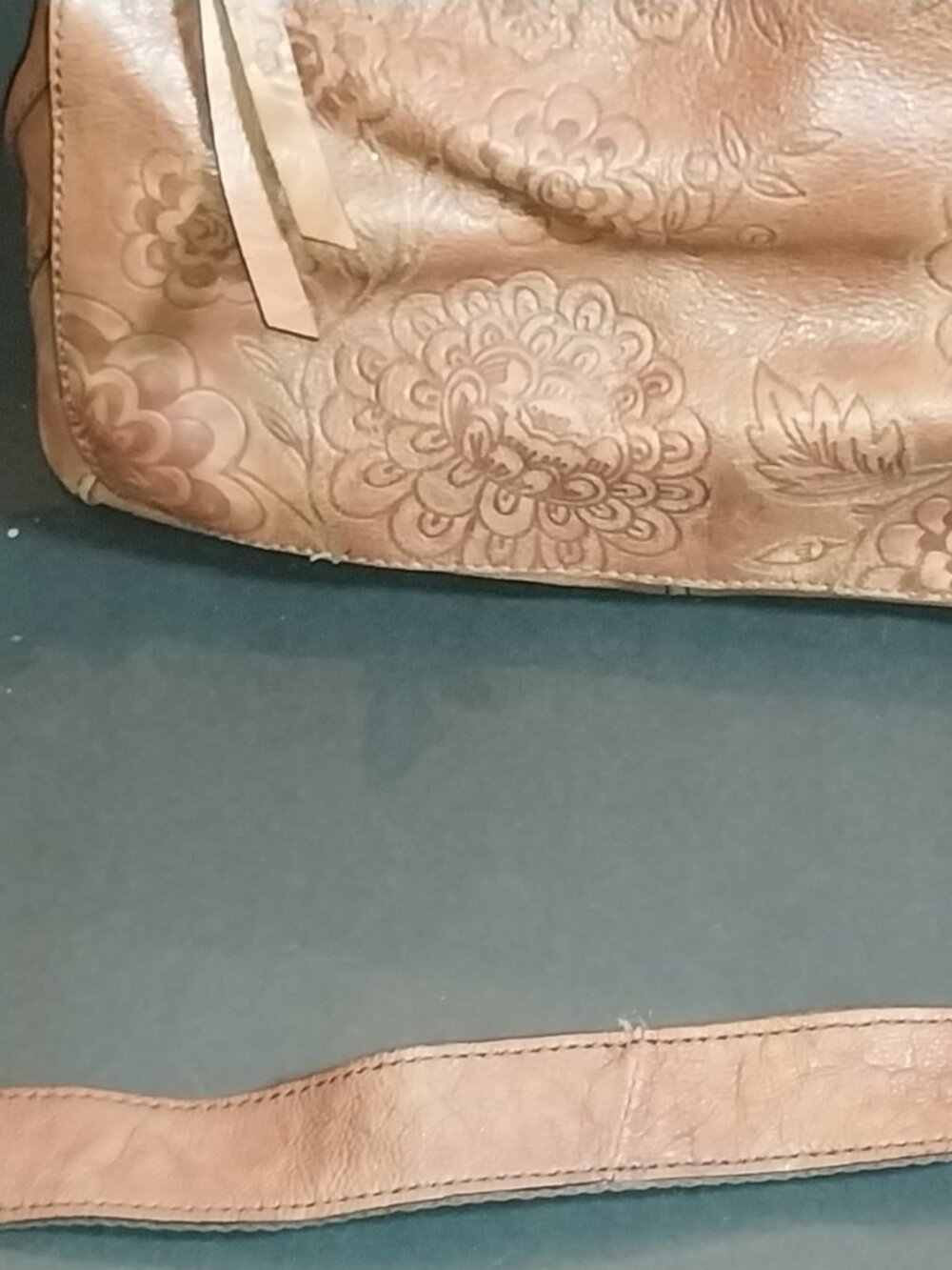 Fossil Handbag - Picture 4 of 14